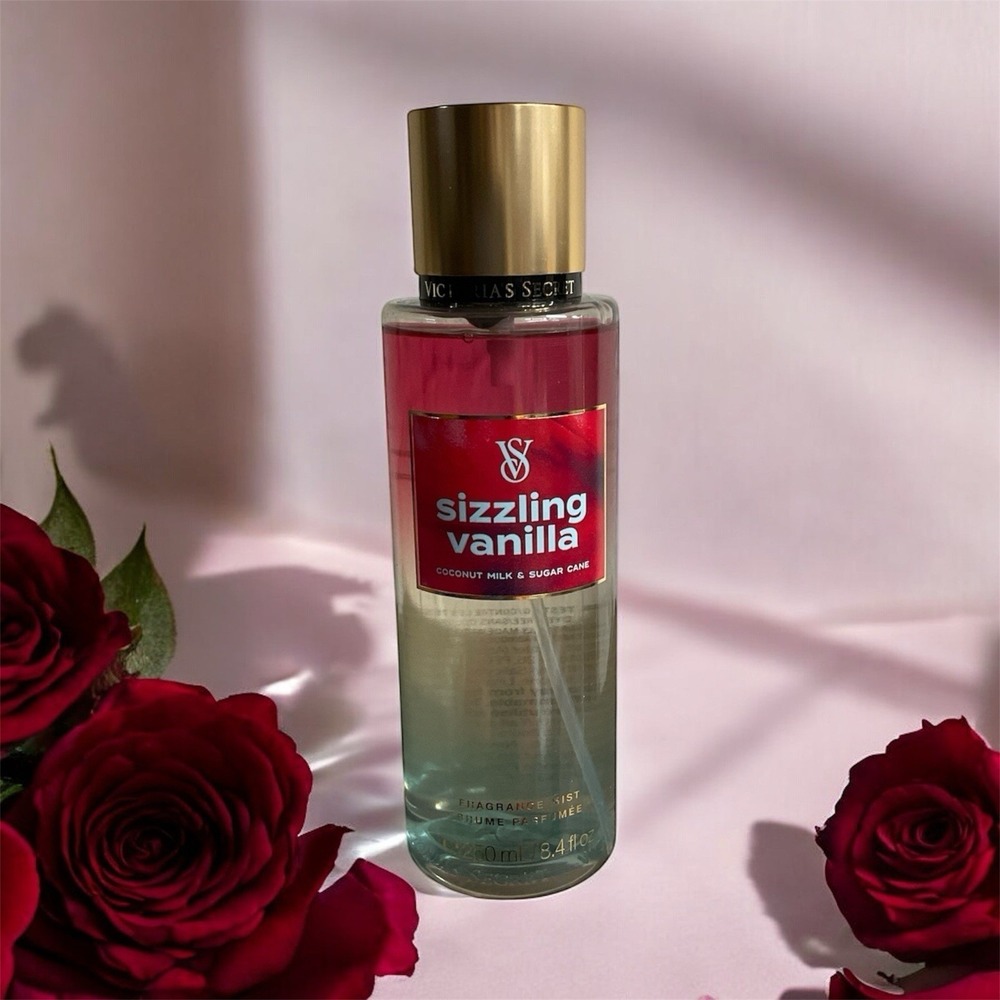Victoria's Secret Body Mist Fragrance Spray SIZZLING VANILLA